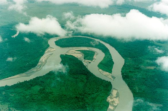 a sinuous channel