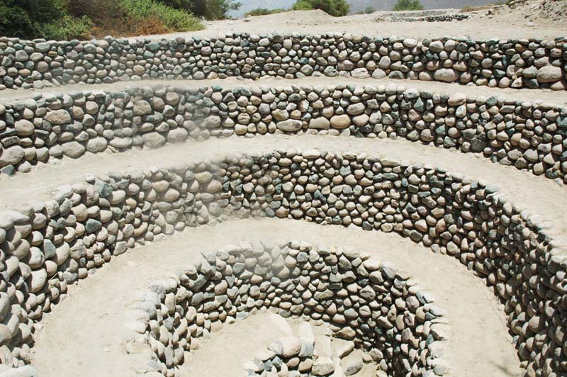 Cantayoc Aqueduct, Nazca, Per