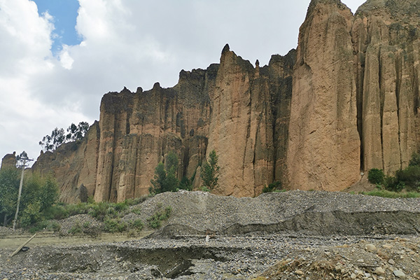 Huayñajahuira river, near La Paz, Bolivia (2019).