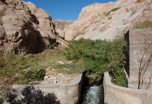 Intake of the La Cano canal, in San Luis Creek